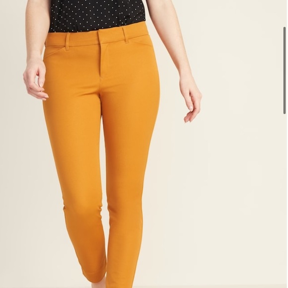 Old Navy Pants - Mustard Ankle Pixie Pants Old Navy